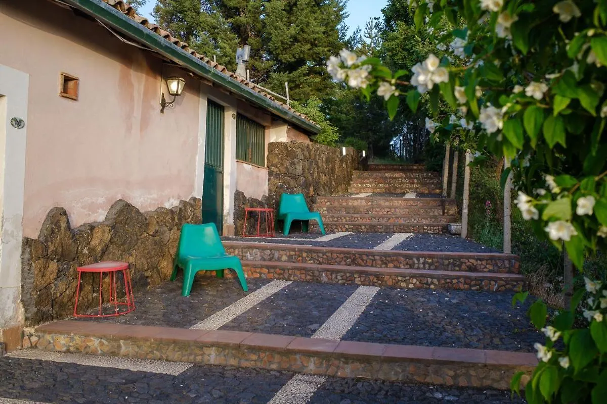 Villa Il Giardino Di Efesto à Biancavilla 0*,